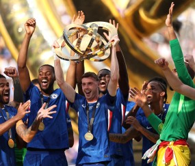 九游-蒂姆迎来十二赛季高光表现，巴黎圣日耳曼球迷沸腾！的简单介绍