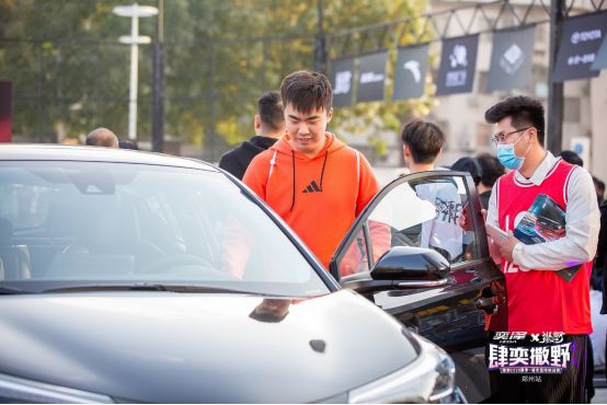 Ming回归赛场,势不可挡首场状态亮眼,中国队观众沸腾!的简单介绍 Ming回归赛场,势不可挡首场状态亮眼,中国队观众沸腾!的简单介绍